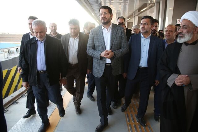 خبر خوب وزیر راه: قیمت مسکن باز هم کاهش مییابد خبر خوب وزیر راه: قیمت مسکن باز هم کاهش مییابد