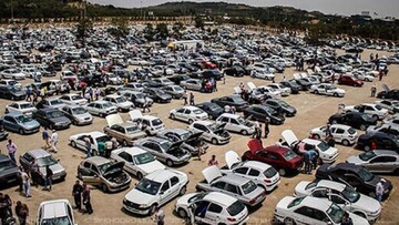 افزایش شدید قیمت خودرو در بازار/ کدام خودرو ۳۰۰میلیون تومان گران شد؟
