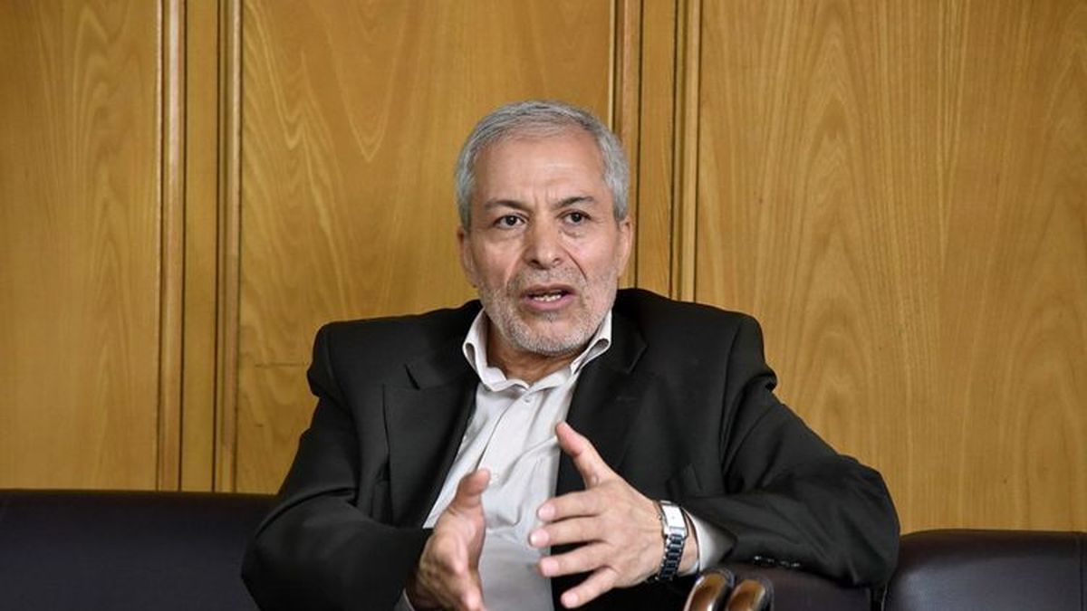 سهمخواهی تندروها از انتخابات/ اقلیت محض کشور را قبضه کرده است سهمخواهی تندروها از انتخابات/ اقلیت محض کشور را قبضه کرده است