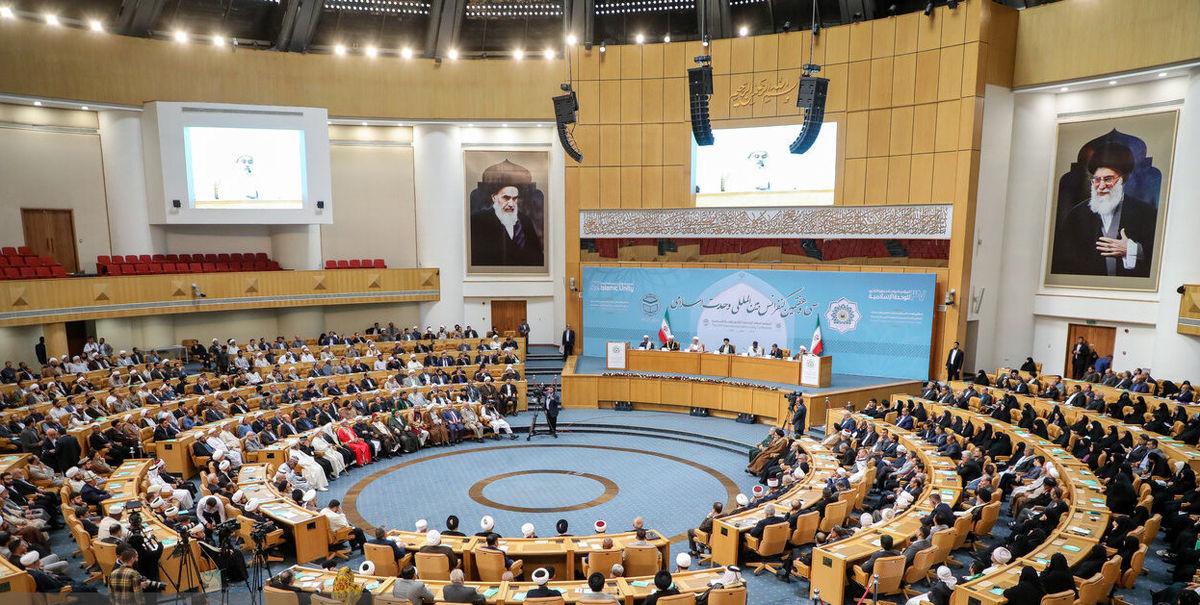 چرا جمهوری اسلامی ایران که کنفرانس وحدت اسلامی برگزار میکند، در داخل خود وحدت ندارد؟ چرا جمهوری اسلامی ایران که کنفرانس وحدت اسلامی برگزار میکند، در داخل خود وحدت ندارد؟