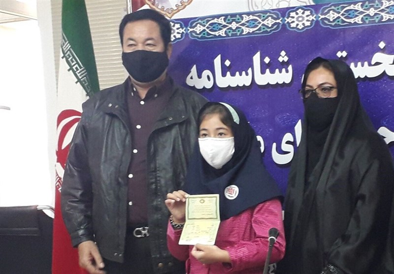مادران ایرانی و پدران افغان؛ صدور شناسنامه برای بی‌هویت‌ها