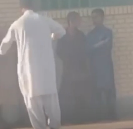 کتک‌زدن وحشیانه دانش‌آموز پسر در سیستان و بلوچستان