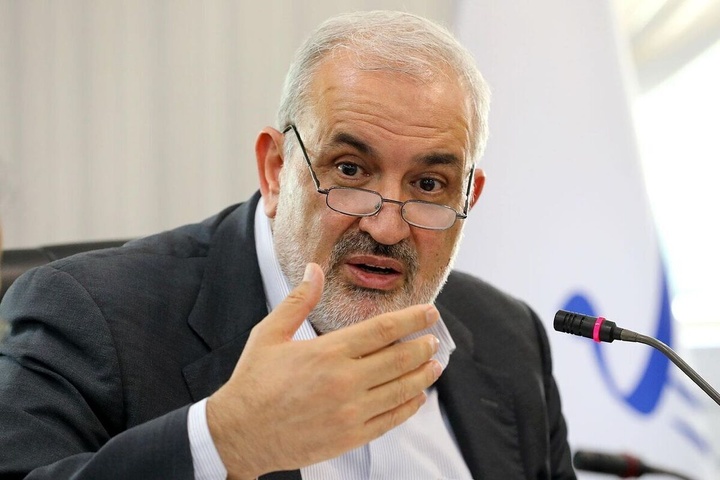 این‌گونه منتظر ریزش قیمت خودرو باشید؛ خبر وزیر صنعت برای بازار خودرو