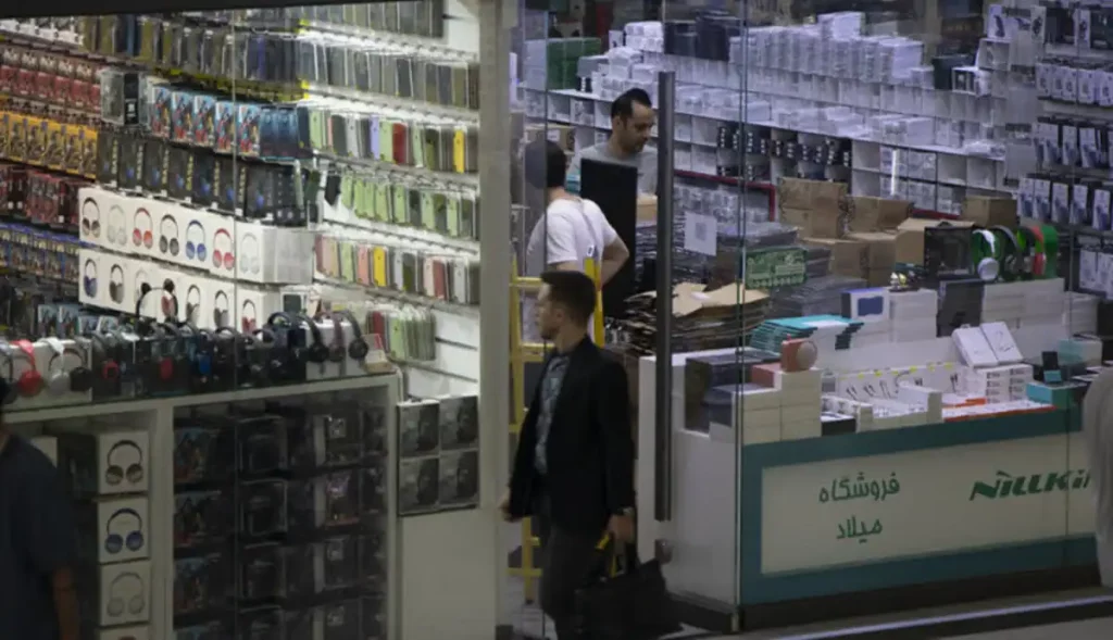 قیمت گوشی موبایل امروز یک‌شنبه ۱۴ آبان ۱۴۰۲