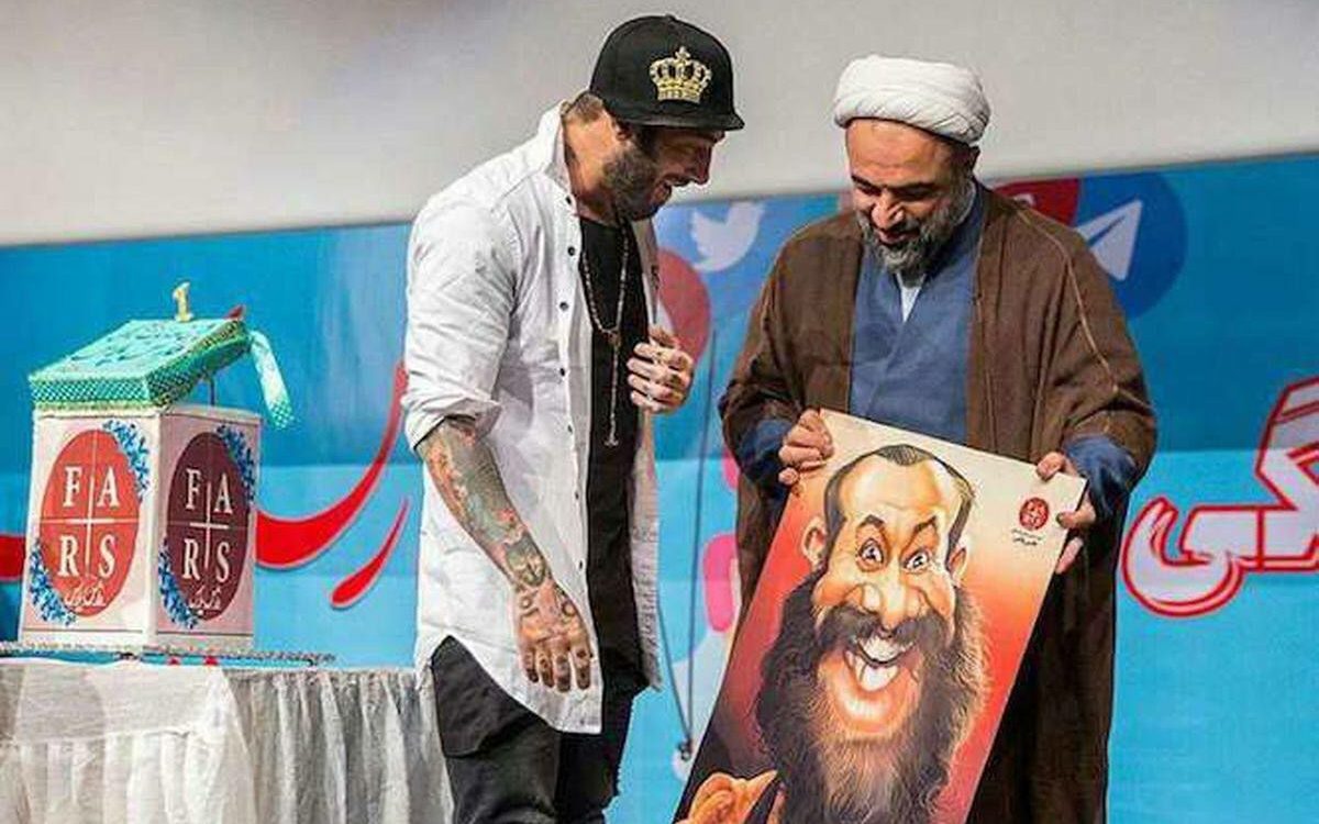 رائفیپور خطاب به رپر خبرساز: به خاطر این روزها به حالت غبطه میخورم رائفیپور خطاب به رپر خبرساز: به خاطر این روزها به حالت غبطه میخورم