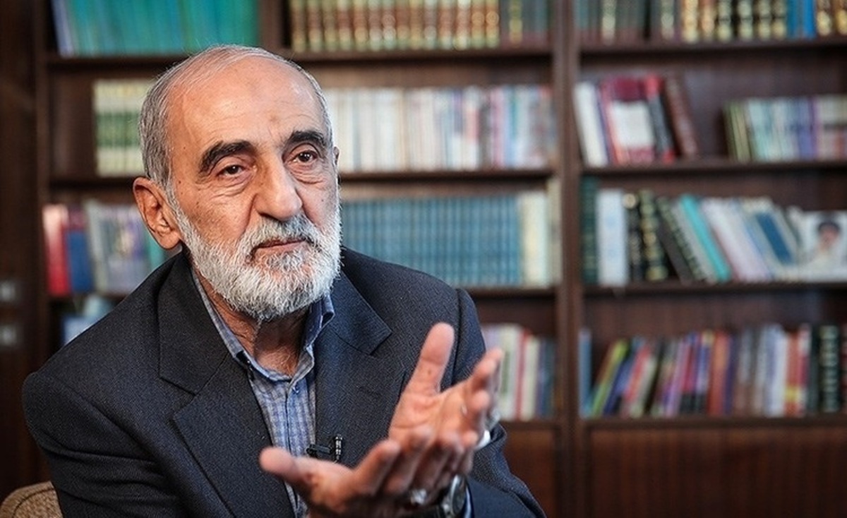دفاع عجیب روزنامه کیهان از رئیسی؛ شریعتمداری: گرانی‌ نیازهای اولیه مردم ربطی به دولت ندارد!