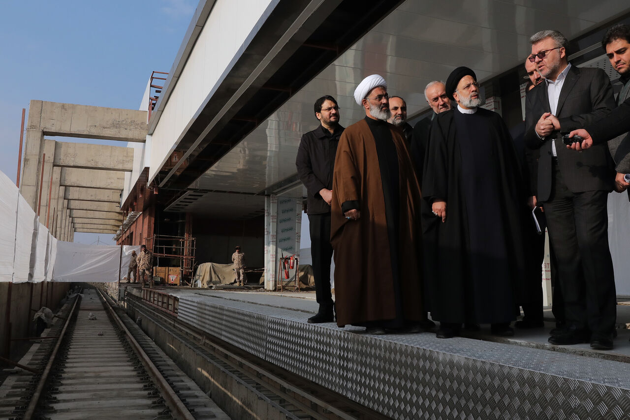 متلک سنگین جمهوری اسلامی به رئیسی درباره مترو پرند متلک سنگین جمهوری اسلامی به رئیسی درباره مترو پرند
