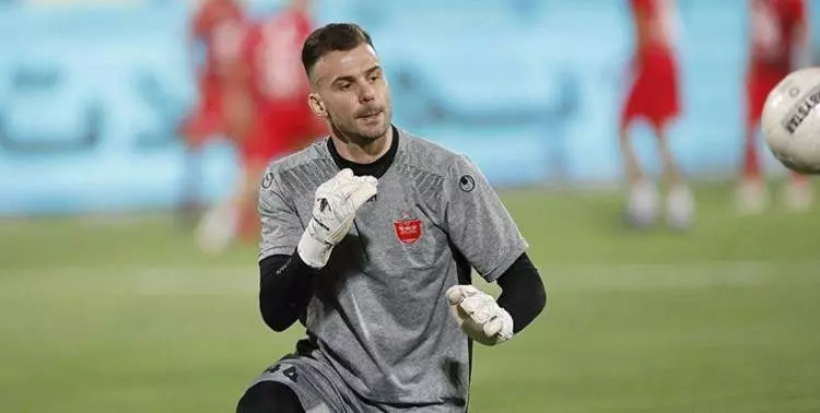 عکس‌| توهین درواز‌بان جنجالی پرسپولیسی‌ها