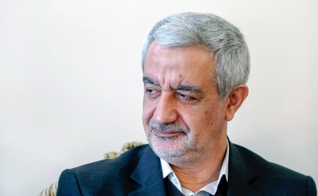 سپردن آموزش و پرورش به دست روحانیون بدعتی خطرناک است