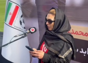 سخنرانی احساسی مادر ملیکا محمدی در آزادی/ فردوسیپور هم برای وداع آمد +ویدئو سخنرانی احساسی مادر ملیکا محمدی در آزادی/ فردوسیپور هم برای وداع آمد +ویدئو
