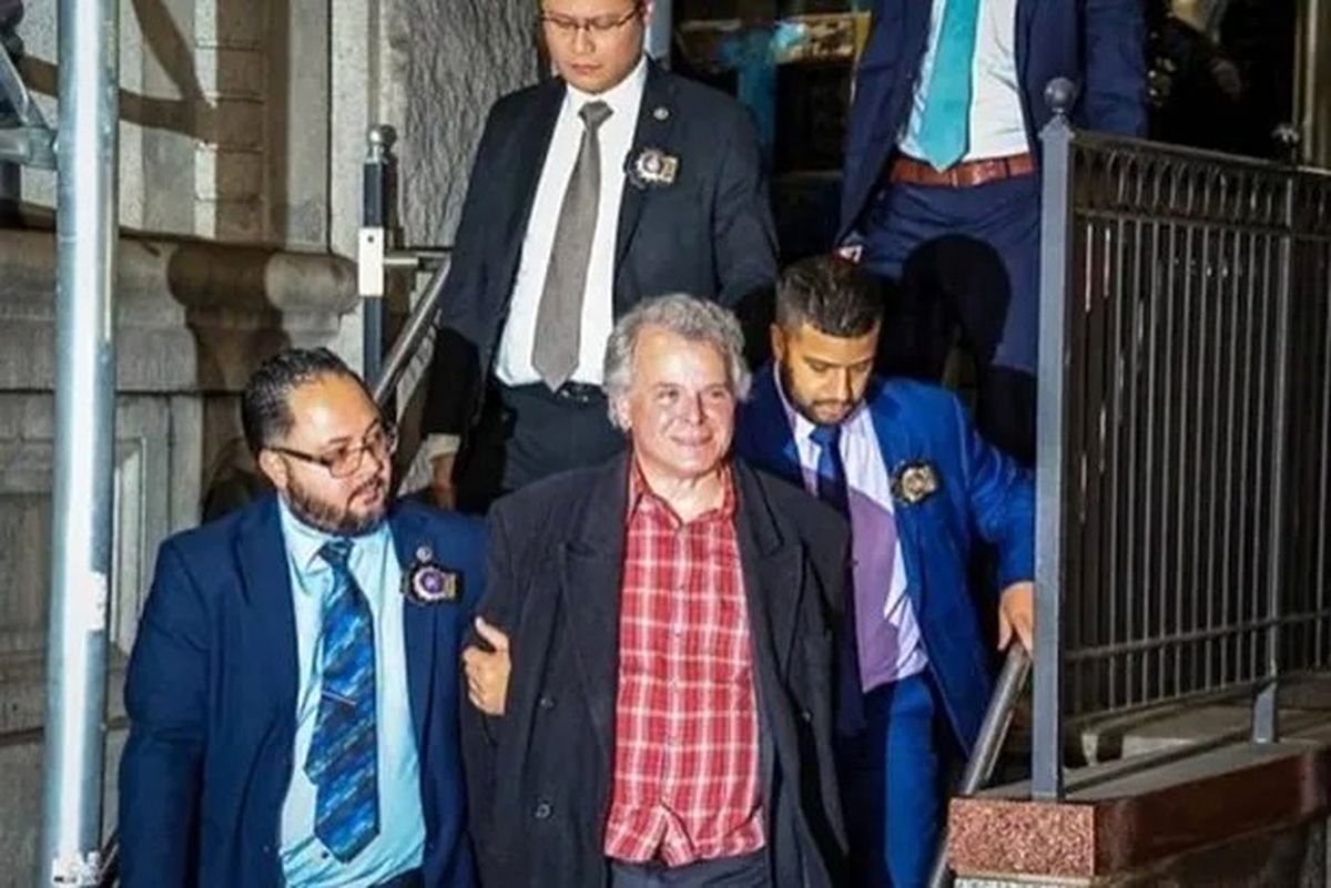 دلیل عجیب دستگیری مشاور اوباما! دلیل عجیب دستگیری مشاور اوباما!