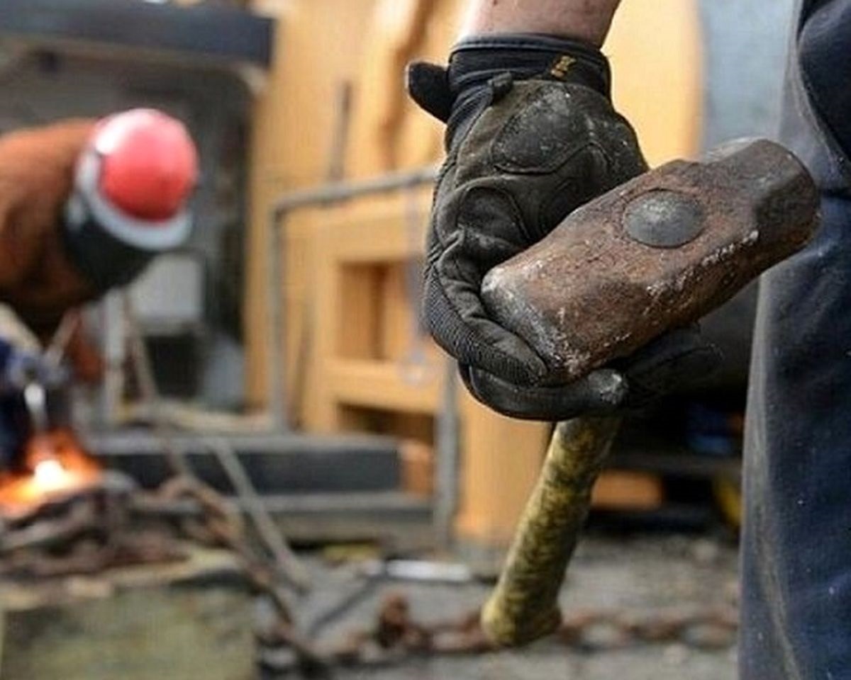قصه غمانگیر خودکشی کارگران؛ بازهم پای بیکاری در میان است! قصه غمانگیر خودکشی کارگران؛ بازهم پای بیکاری در میان است!