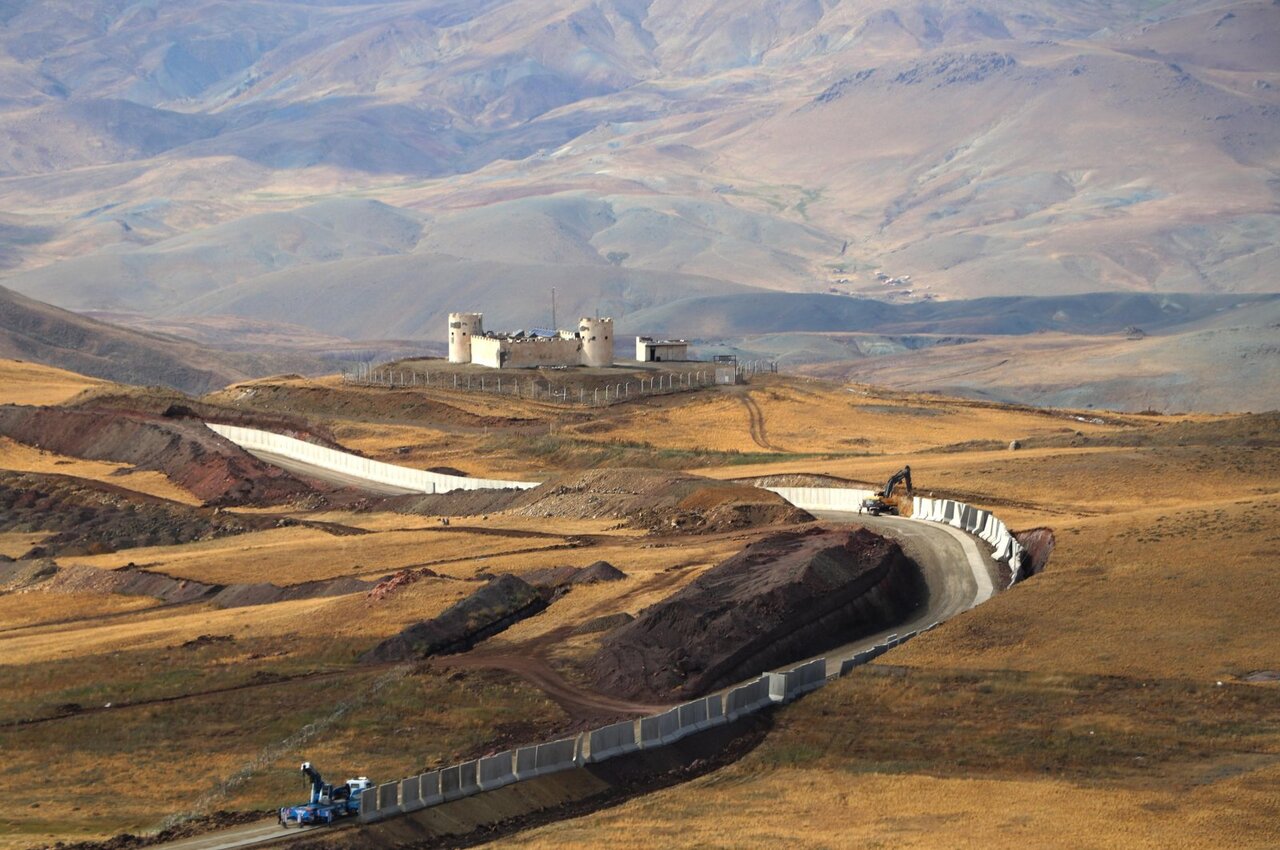دیوارکشی در مرز ایران؛ ماجرا چیست؟