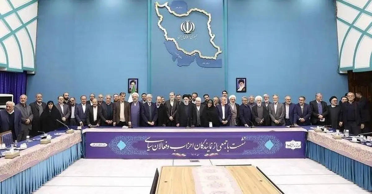 کدام اصلاحطلب در جلسه با رئیسی به او گفت «استثنائا این دفعه خیلی خوب حرف زدی»؟ کدام اصلاحطلب در جلسه با رئیسی به او گفت «استثنائا این دفعه خیلی خوب حرف زدی»؟