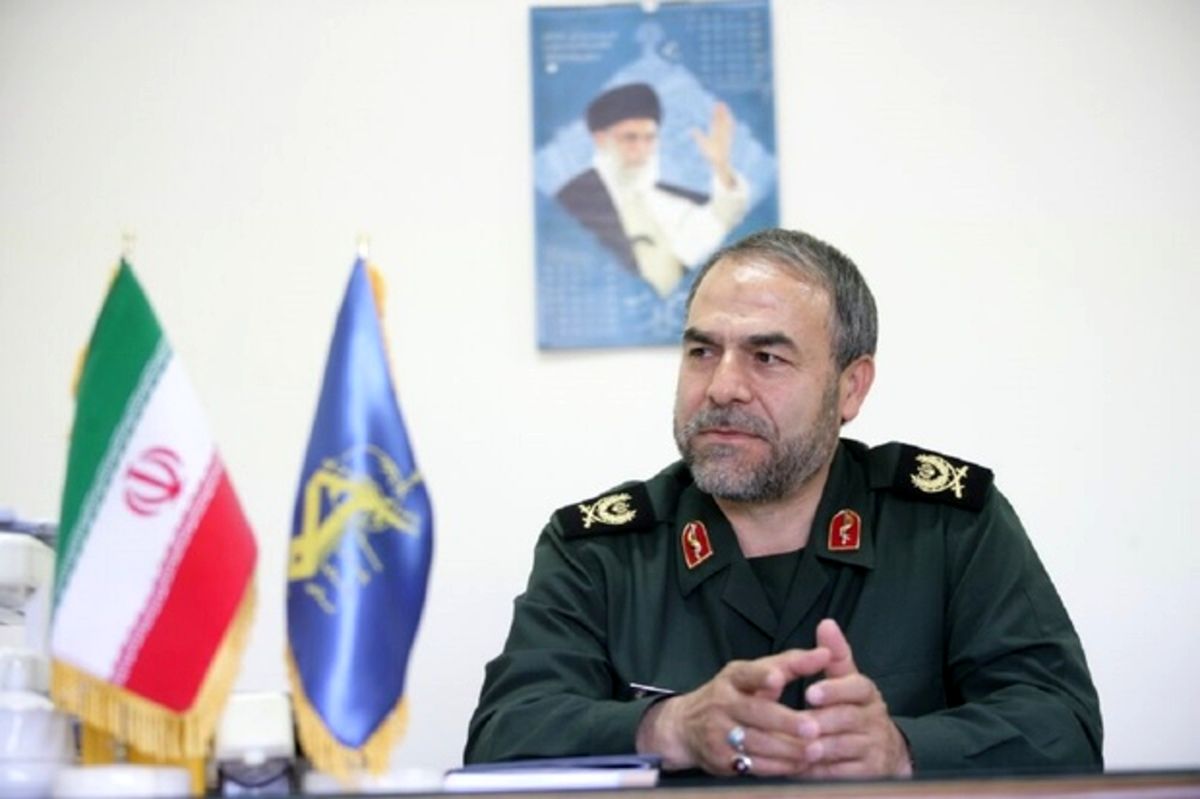 کنایه تند روزنامه نزدیک به سپاه به روحانی؛ چه کسی کشور را خلع سلاح کرد؟