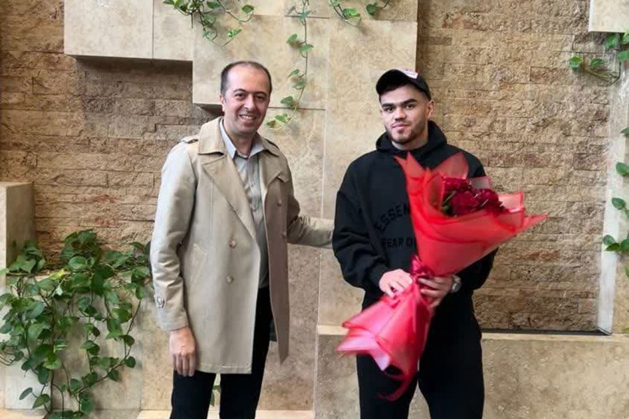 ستاره‌های جدید پرسپولیس و استقلال در تهران آفتابی شدند +عکس