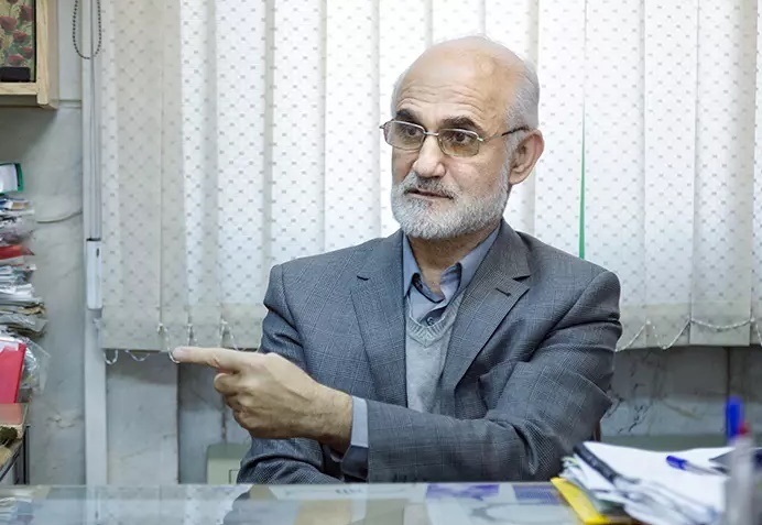 فرار سیلآسای پزشکان و پرستاران/ سقوط پزشکی ایران نزدیک است؟ فرار سیلآسای پزشکان و پرستاران/ سقوط پزشکی ایران نزدیک است؟