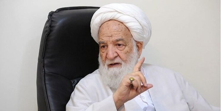 تاسف از رفتار زشت در درمانگاه قم با یک زن/ اسلام با بتمرگ و بنشین مخالف است تاسف از رفتار زشت در درمانگاه قم با یک زن/ اسلام با بتمرگ و بنشین مخالف است