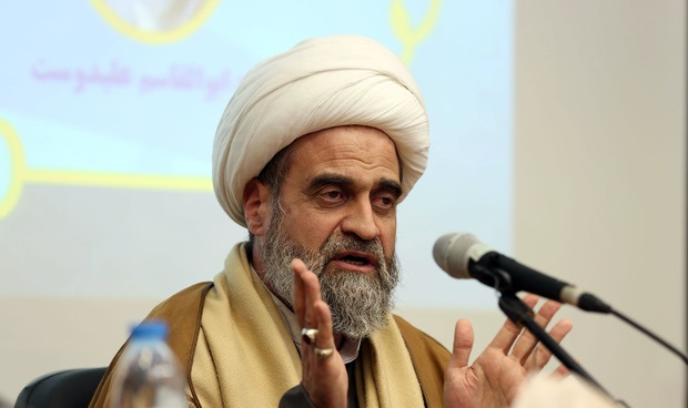 ناراحتی شدید یک روحانی از جنجال درمانگاه قم: این‌ها نهی از منکر نیست!