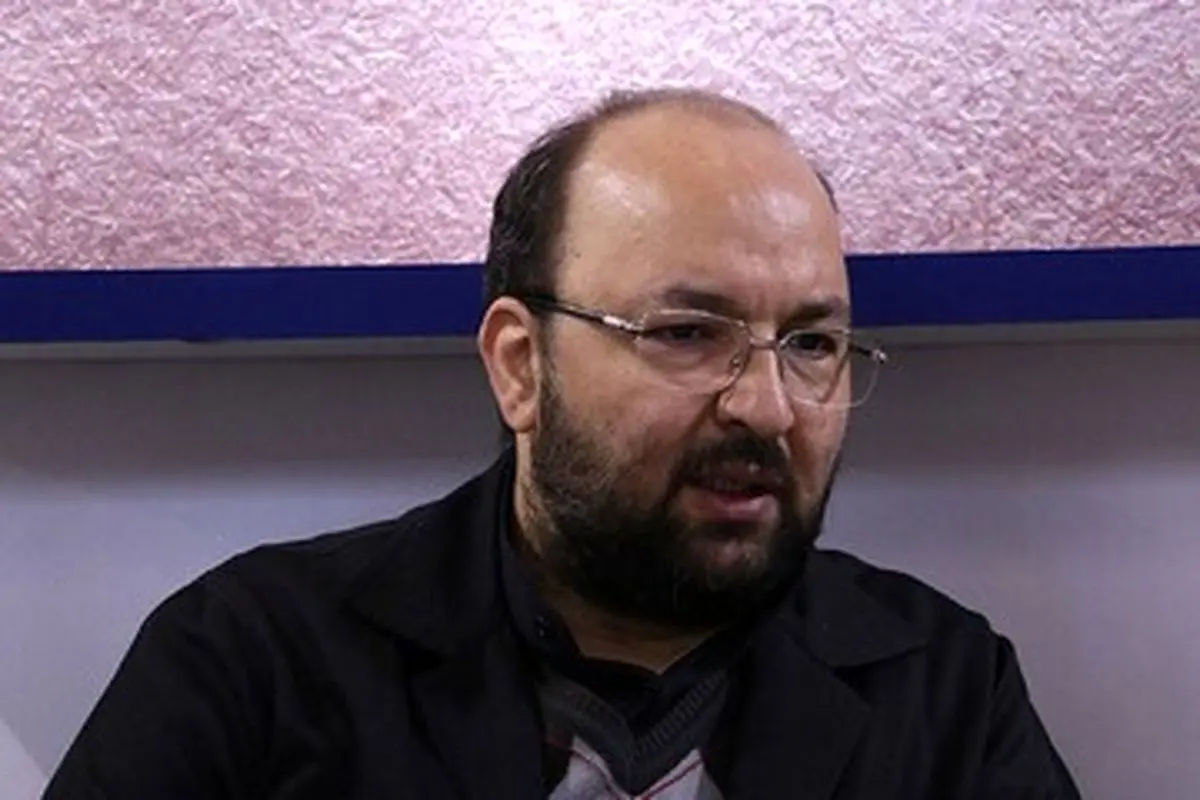 اینکه ناگهان اصلاحطلبان و پهلوی در کنار هم قرار داده شوند معلوم نیست از قوطی کدام عطاری بیرون آمده اینکه ناگهان اصلاحطلبان و پهلوی در کنار هم قرار داده شوند معلوم نیست از قوطی کدام عطاری بیرون آمده