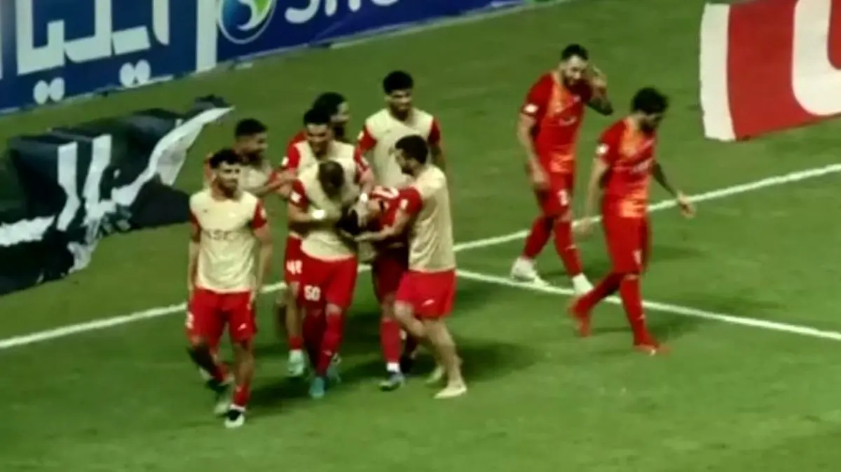 از بودجه ۲۴ هزار میلیاردی صداوسیما یک دوربین فیلمبرداری در نمی آید؟/ کیفیت تصاویر تلویزیون داد هواداران را در آورد! از بودجه ۲۴ هزار میلیاردی صداوسیما یک دوربین فیلمبرداری در نمی آید؟/ کیفیت تصاویر تلویزیون داد هواداران را در آورد!