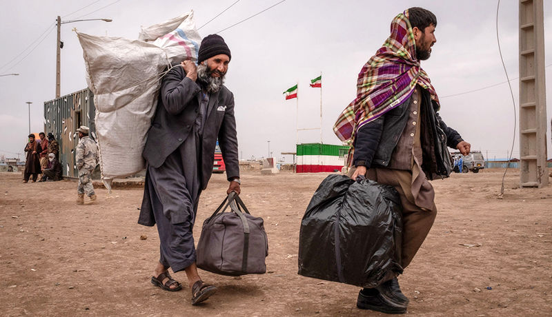 حضور مهاجران افغان در ایران یک خطر امنیتی است؟ چه کسانی موافق هستند؟ حضور مهاجران افغان در ایران یک خطر امنیتی است؟ چه کسانی موافق هستند؟