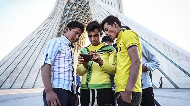 اتباع غیرمجاز افغانستان در ایران قانون را دور می‌زنند