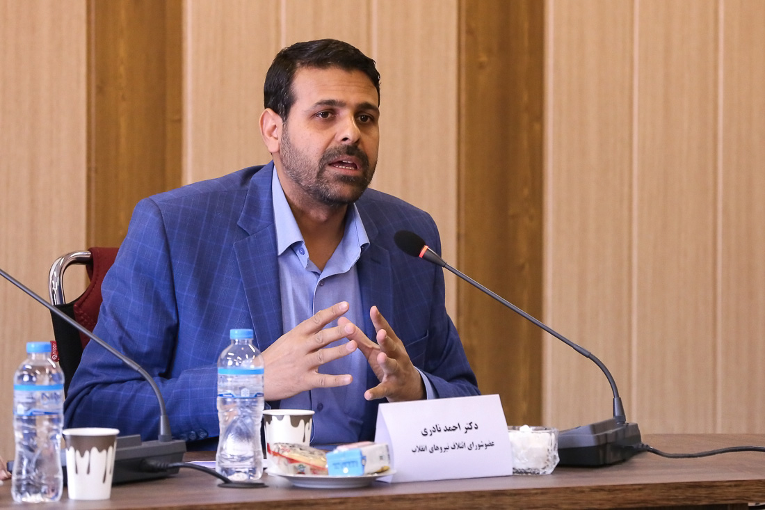 درخواستی که بوی جنگ می‌دهد/ نخبگان و دلسوزان انقلاب بمب اتم می‌خواهند؟