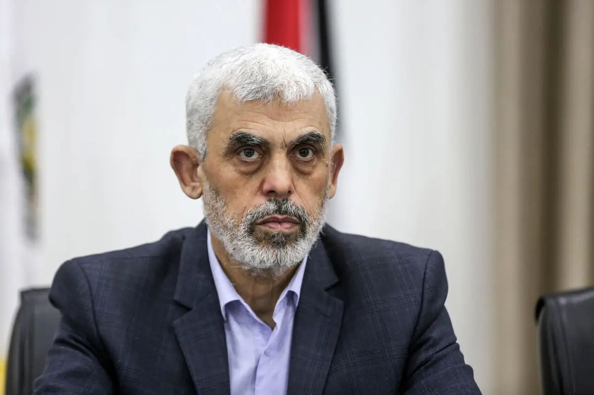 نیویورک تایمز: براساس ارزیابیها «یحیی السنوار» در تونلهای زیرزمینی خانیونس است نیویورک تایمز: براساس ارزیابیها «یحیی السنوار» در تونلهای زیرزمینی خانیونس است
