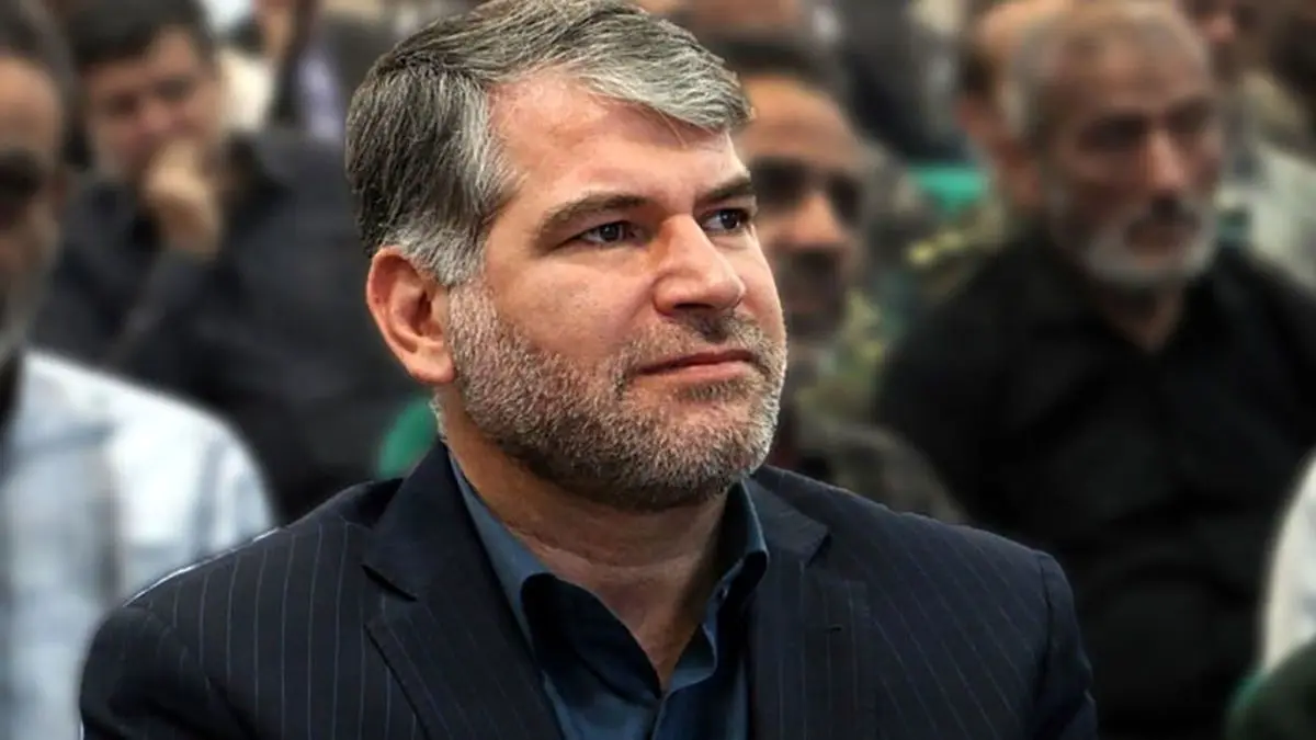 واکنش روزنامه دولت به حکم حبس ساداتینژاد؛ خودمان فساد را کشف کردیم واکنش روزنامه دولت به حکم حبس ساداتینژاد؛ خودمان فساد را کشف کردیم