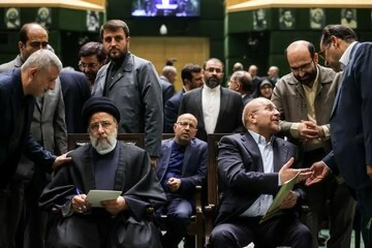 ضربالاجل پوشالی قالیباف به رئیسی برای مدیریت بازارهای اقتصادی؛ بازهم پشت پرده توافقی شده؟ ضربالاجل پوشالی قالیباف به رئیسی برای مدیریت بازارهای اقتصادی؛ بازهم پشت پرده توافقی شده؟