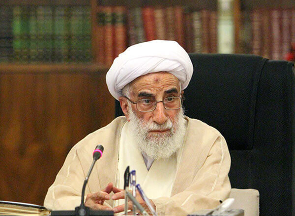 عصبانیت آیت‌الله جنتی: این حرف‌ها تو گوش ما نمی‌رود