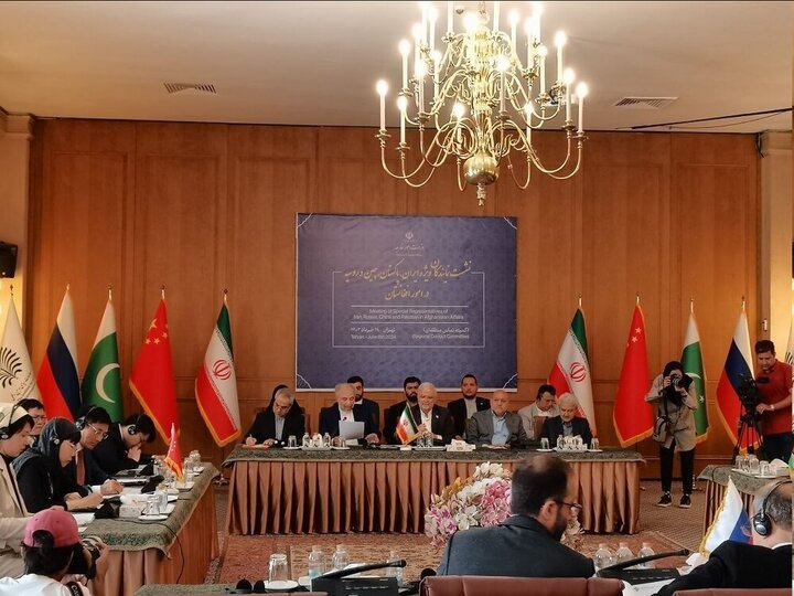 سرپرست وزارت خارجه به مقامات طالبان درباره بازگشت مهاجران افغان چه گفت؟ سرپرست وزارت خارجه به مقامات طالبان درباره بازگشت مهاجران افغان چه گفت؟
