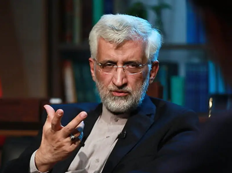 جلیلی هندوانه سربسته نیست؛ فقط این همه نفوذ و قدرت را از کجا آورده که طی این سالها پنهان مانده بود! جلیلی هندوانه سربسته نیست؛ فقط این همه نفوذ و قدرت را از کجا آورده که طی این سالها پنهان مانده بود!