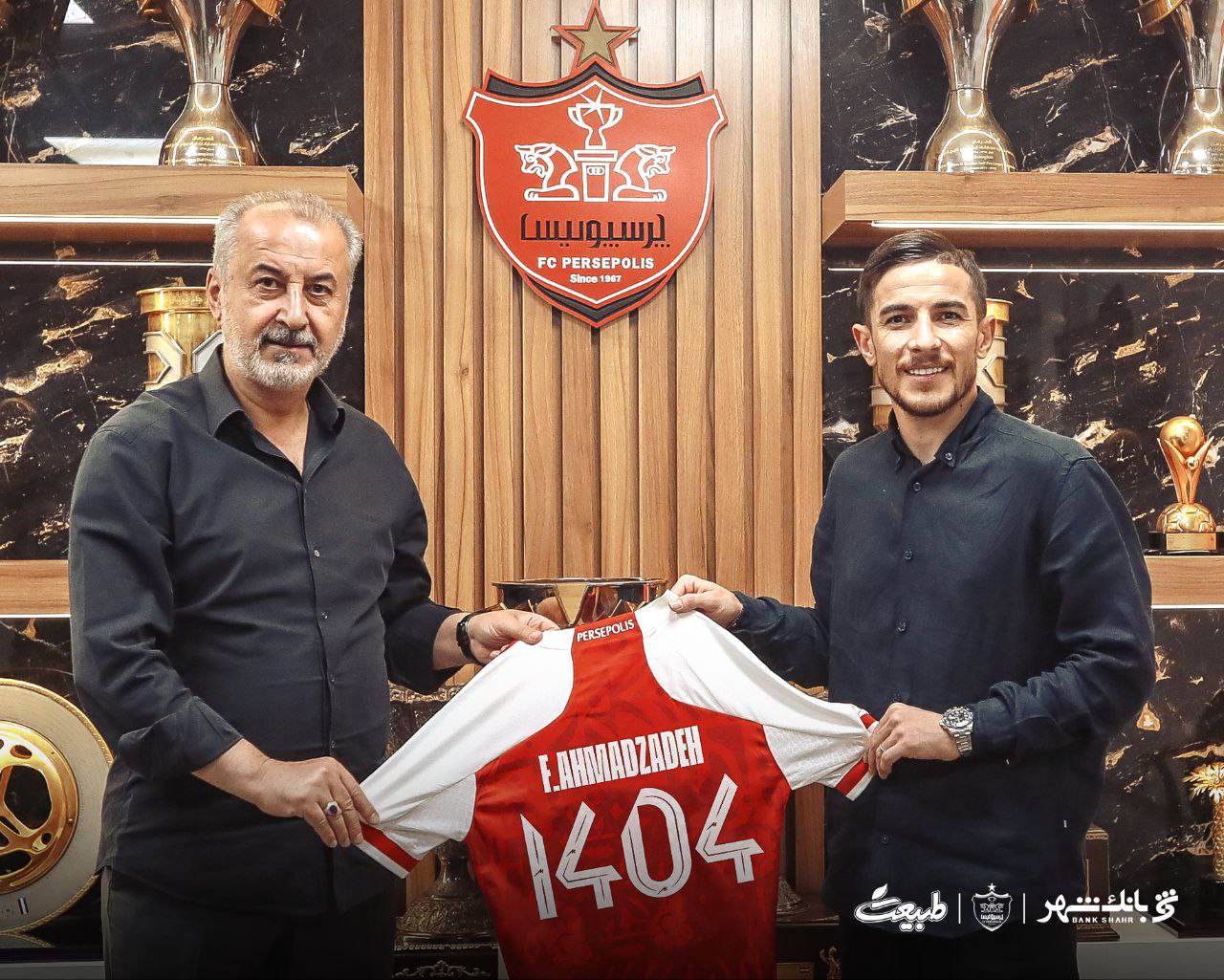 صید بزرگ پرسپولیس از سپاهان؛ وینگر سابق سرخها بازگشت +عکس صید بزرگ پرسپولیس از سپاهان؛ وینگر سابق سرخها بازگشت +عکس