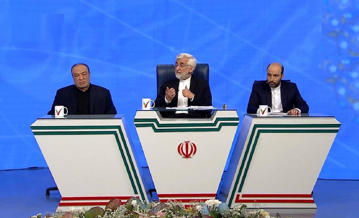 لاف ارتباط با کشورهای منطقه و دستان خالی؛ تئوری‌های جلیلی شکست خورده است!