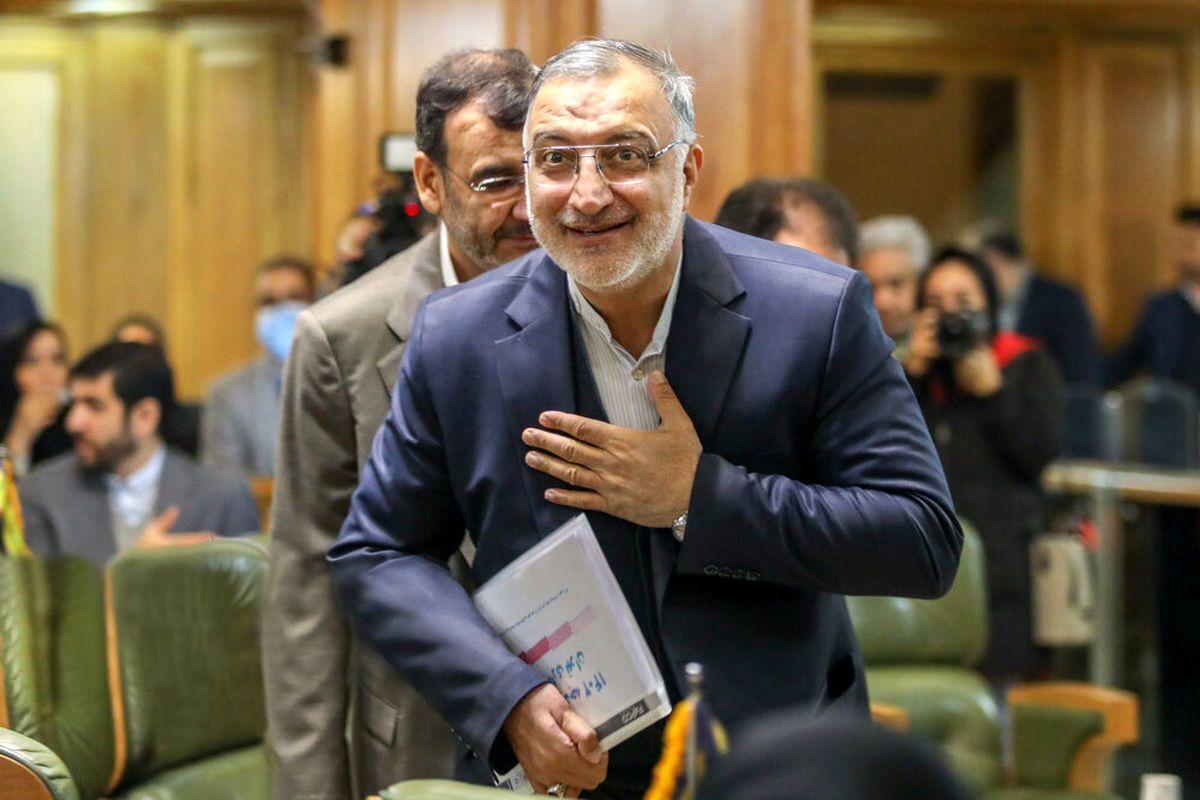 حمله عضو شورای شهر به زاکانی: او خودشیفته مستعد دیکتاتوری است حمله عضو شورای شهر به زاکانی: او خودشیفته مستعد دیکتاتوری است