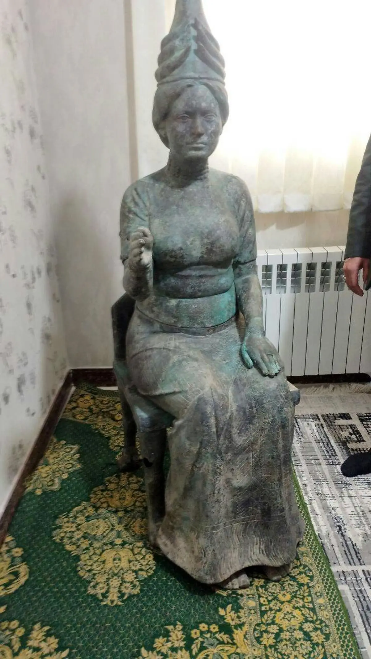 کشف مجسمه باستانی ۲ هزار ساله از قاچاقچیان عتیقه کشف مجسمه باستانی ۲ هزار ساله از قاچاقچیان عتیقه
