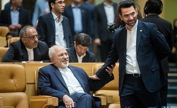 انتقاد تند آذریجهرمی: چرا خودتحریمی میکنید انتقاد تند آذریجهرمی: چرا خودتحریمی میکنید
