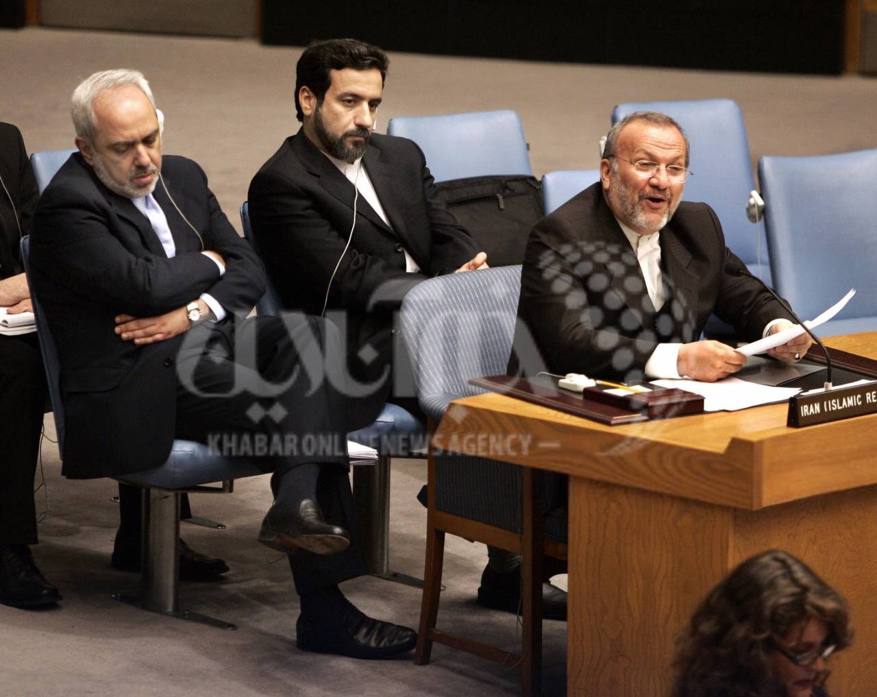 ظریف و عراقچی در آمریکا پشتسر وزیر احمدینژاد +عکس ظریف و عراقچی در آمریکا پشتسر وزیر احمدینژاد +عکس