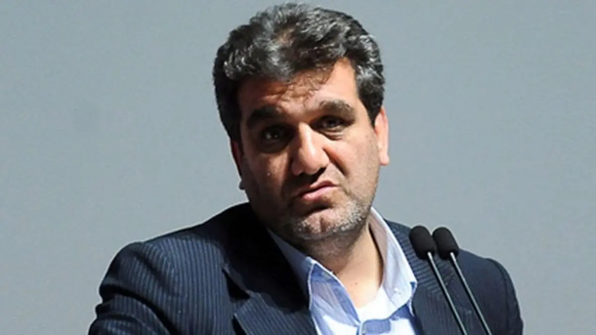 نماینده مجلس: متاسفانه در مسائل فرهنگی، نیروی انتظامی خط اول است؛ در صورتی که نیروی انتظامی باید خط آخر باشد