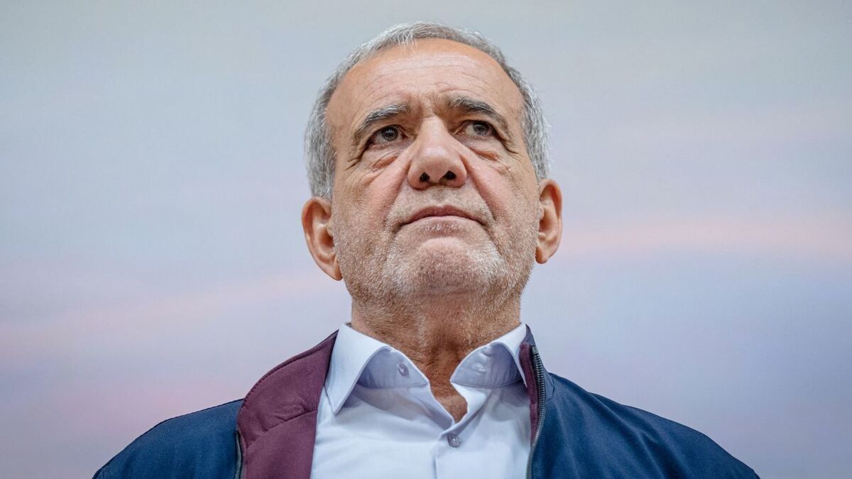 آلبانی‌نشینان و تندروهای داخلی؛ پزشکیان برای مقابله با این دو مشکل چه چاره‌ای دارد؟