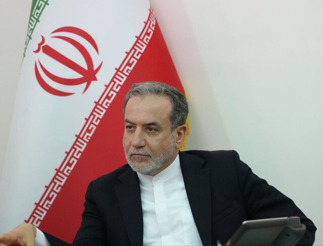 عراقچی تهدید کرد: خط قرمز ایران ترسیم دوباره مرزها است عراقچی تهدید کرد: خط قرمز ایران ترسیم دوباره مرزها است