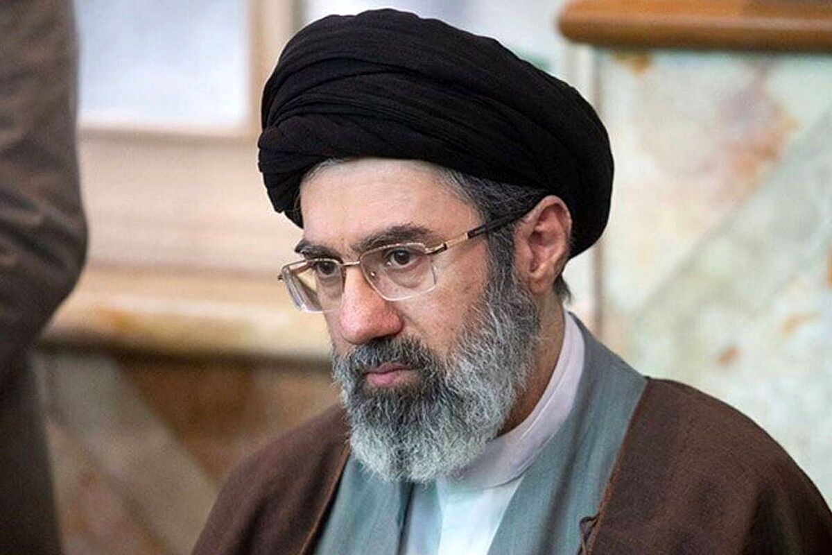 چرا جلسات درس خارج فرزند رهبر انقلاب تعطیل شد؟