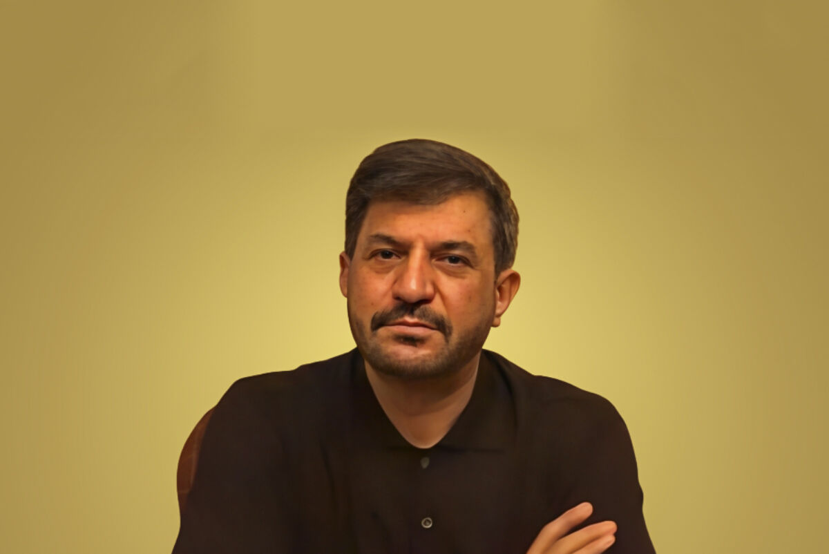 این مجری سابق صداوسیما قرار بود دیپلمات شود/ رادیو و تلویزیون دیگر ملی نیست!