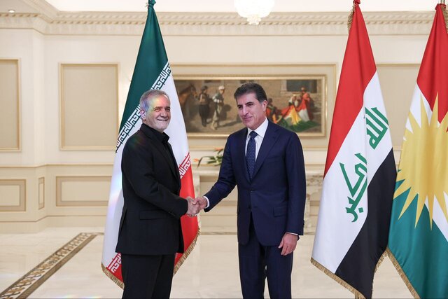 زباندانی رئیس جمهور خبرساز شد/ چرا باید از کردی صحبت کردن پزشکیان دفاع کرد؟ +ویدئو زباندانی رئیس جمهور خبرساز شد/ چرا باید از کردی صحبت کردن پزشکیان دفاع کرد؟ +ویدئو