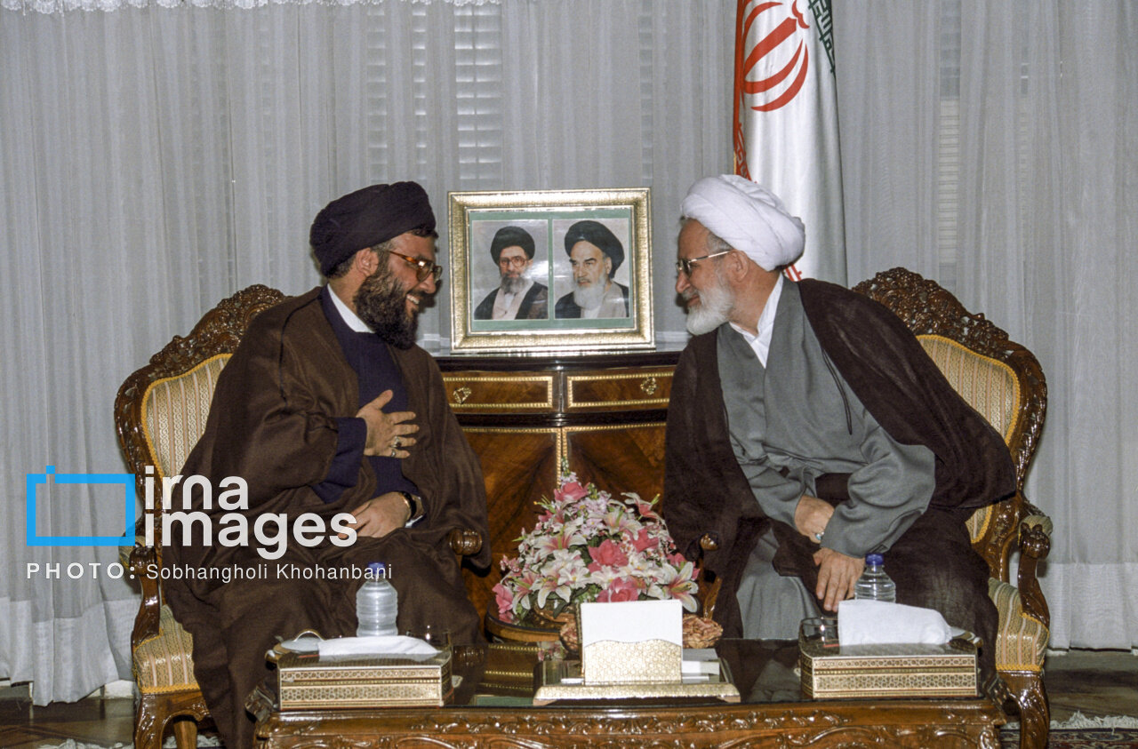 تصویر مهدی کروبی کنار سیدحسن نصرالله وایرال شد