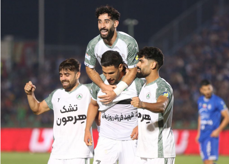استقلال ۰ - ۳ ذوب‌آهن: ورشکستگی بزرگ!