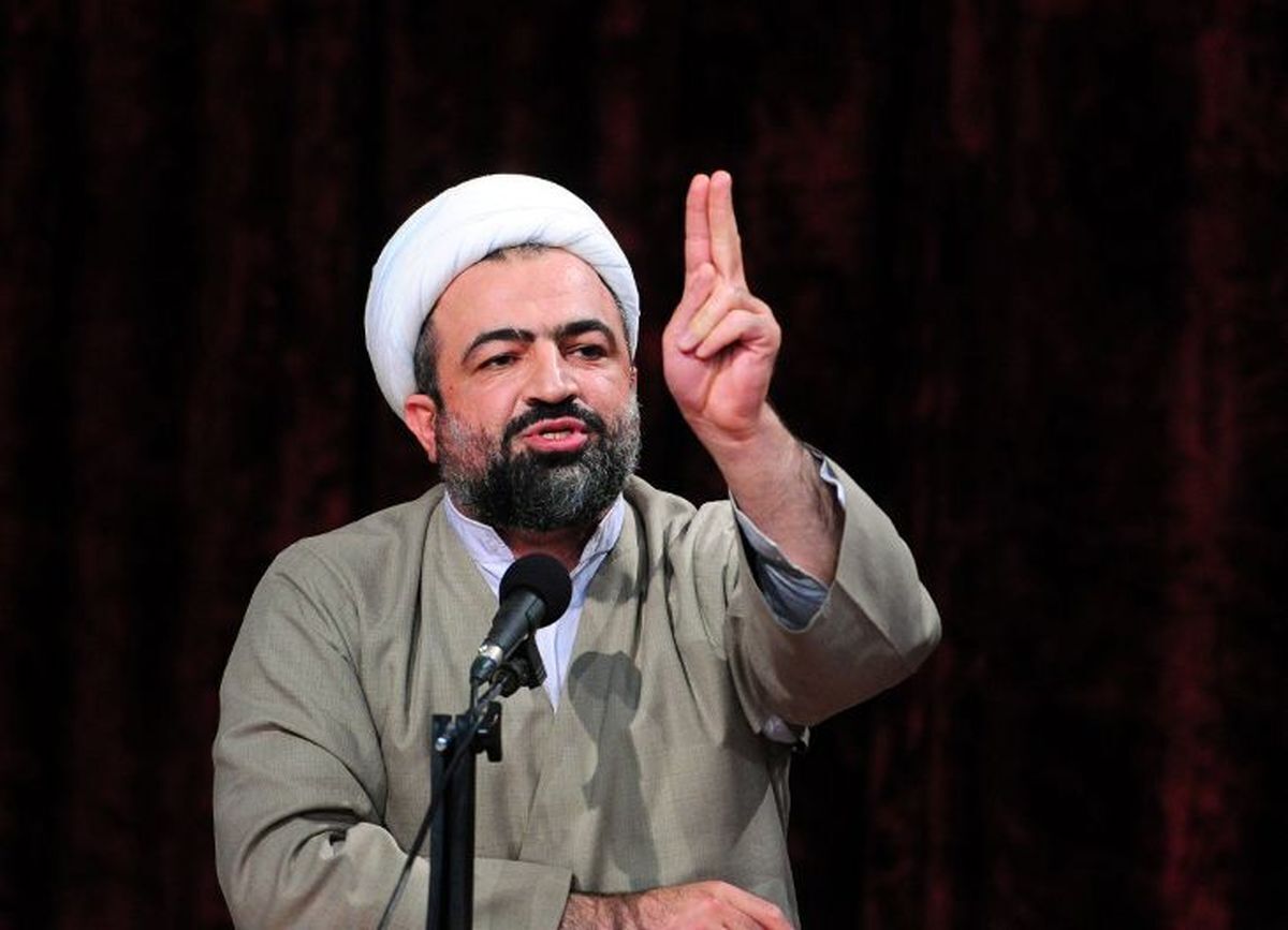 تنها ربط رسایی به هنر، عکس یادگاری با خواننده بازداشتی است! +عکس تنها ربط رسایی به هنر، عکس یادگاری با خواننده بازداشتی است! +عکس