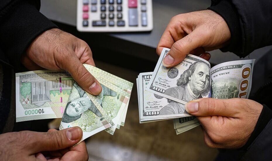 چقدر احتمال دارد دلار ١٠٠هزار تومانی شود؟